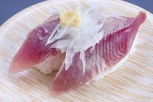 nigiri zushi Katsuo no Tataki