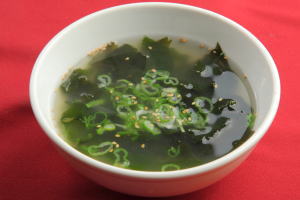 wakame supu